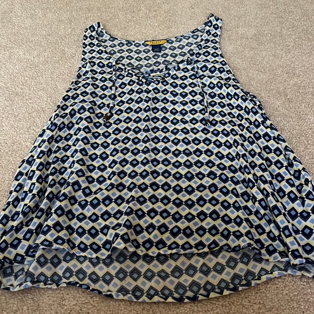 lace up top